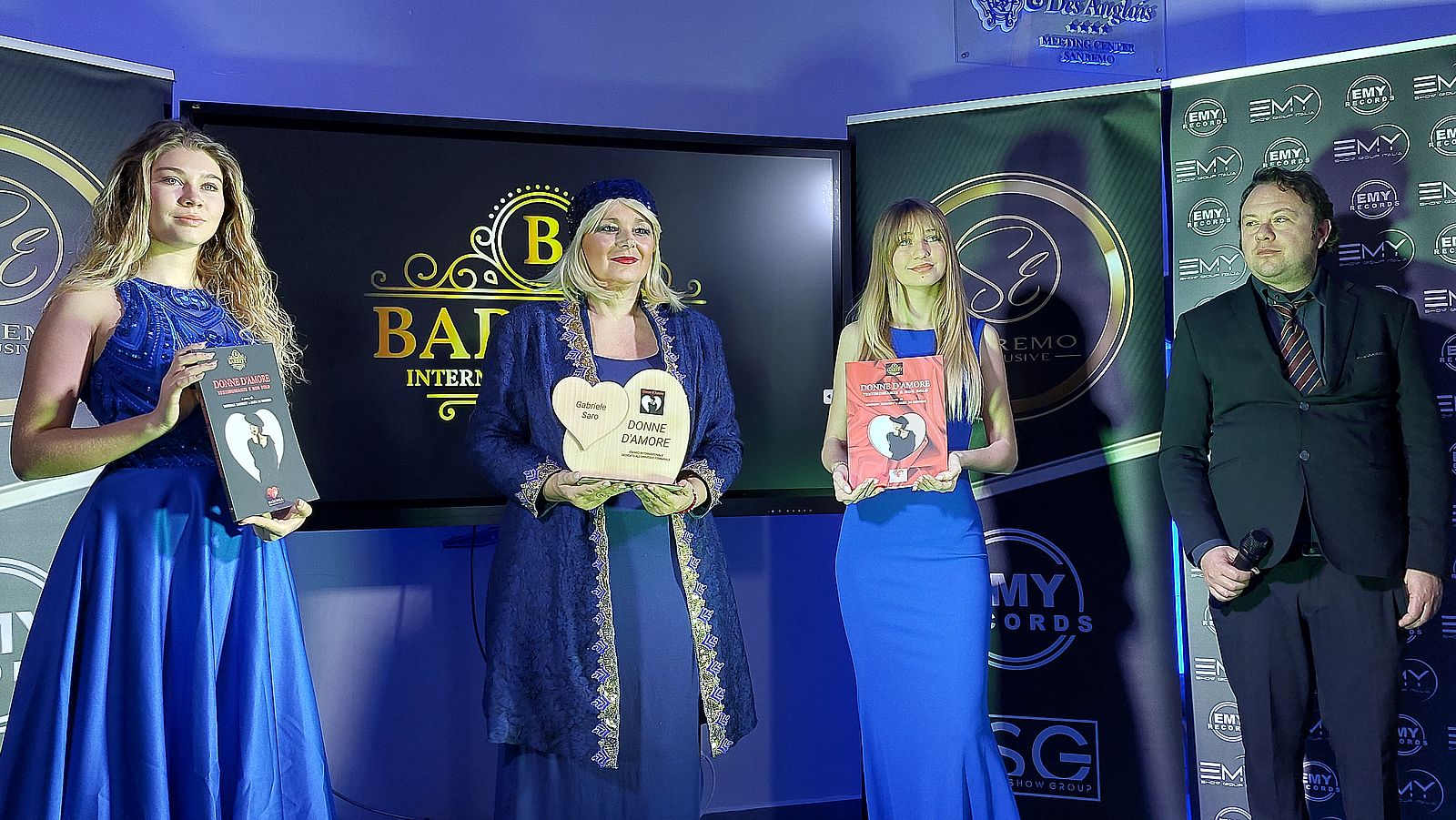 14 le modelle matilde e sofia gatti barbara braghin gabriele saro
