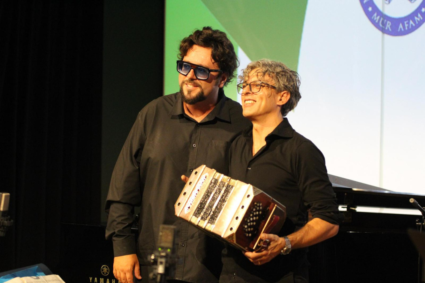 DUETTANGO 2 FIlippo Arlia e Cesare Chiacchiaretta con il bandoneon personale di Astor Piazzolla