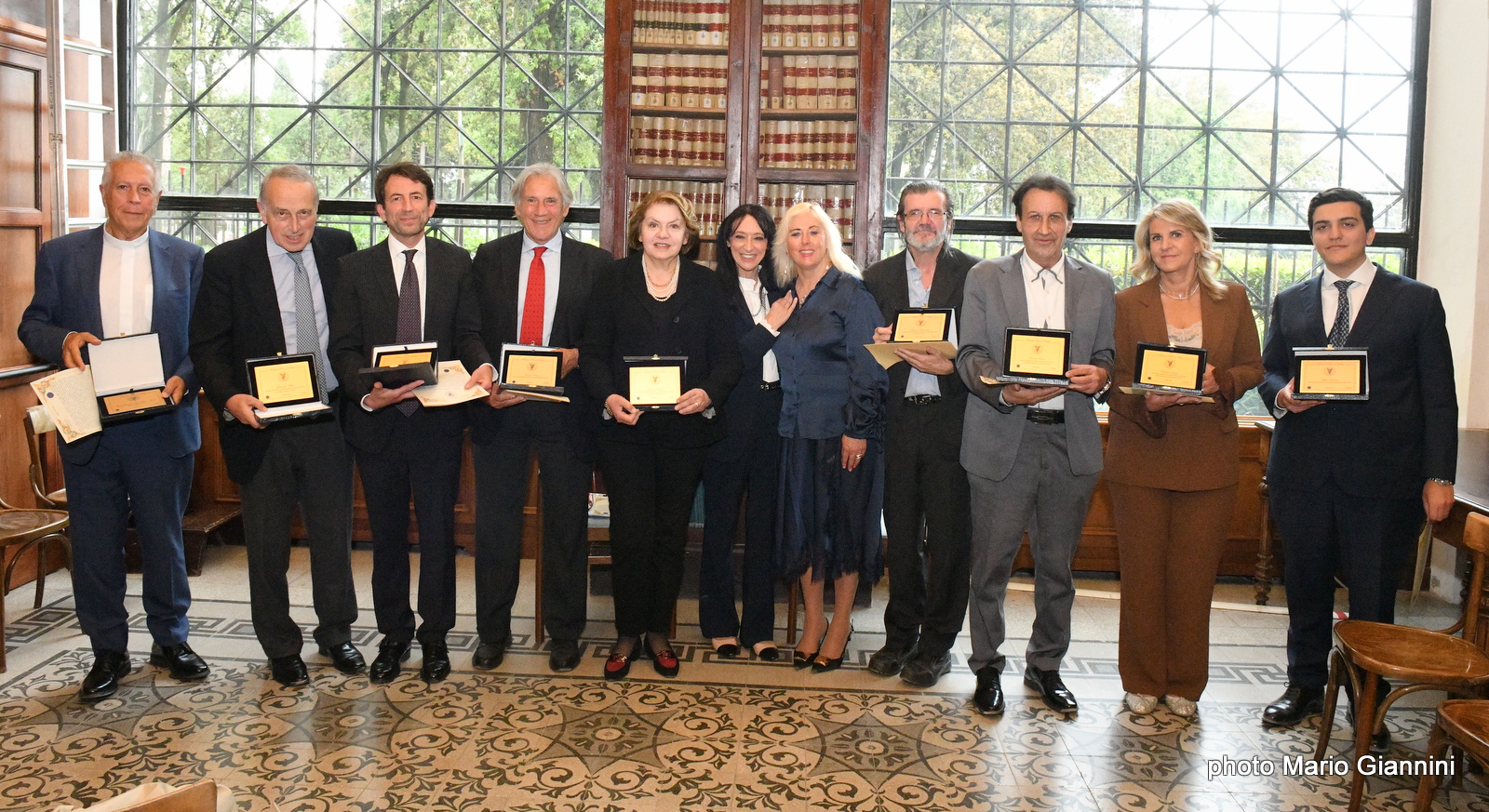 premiati pax et virtus