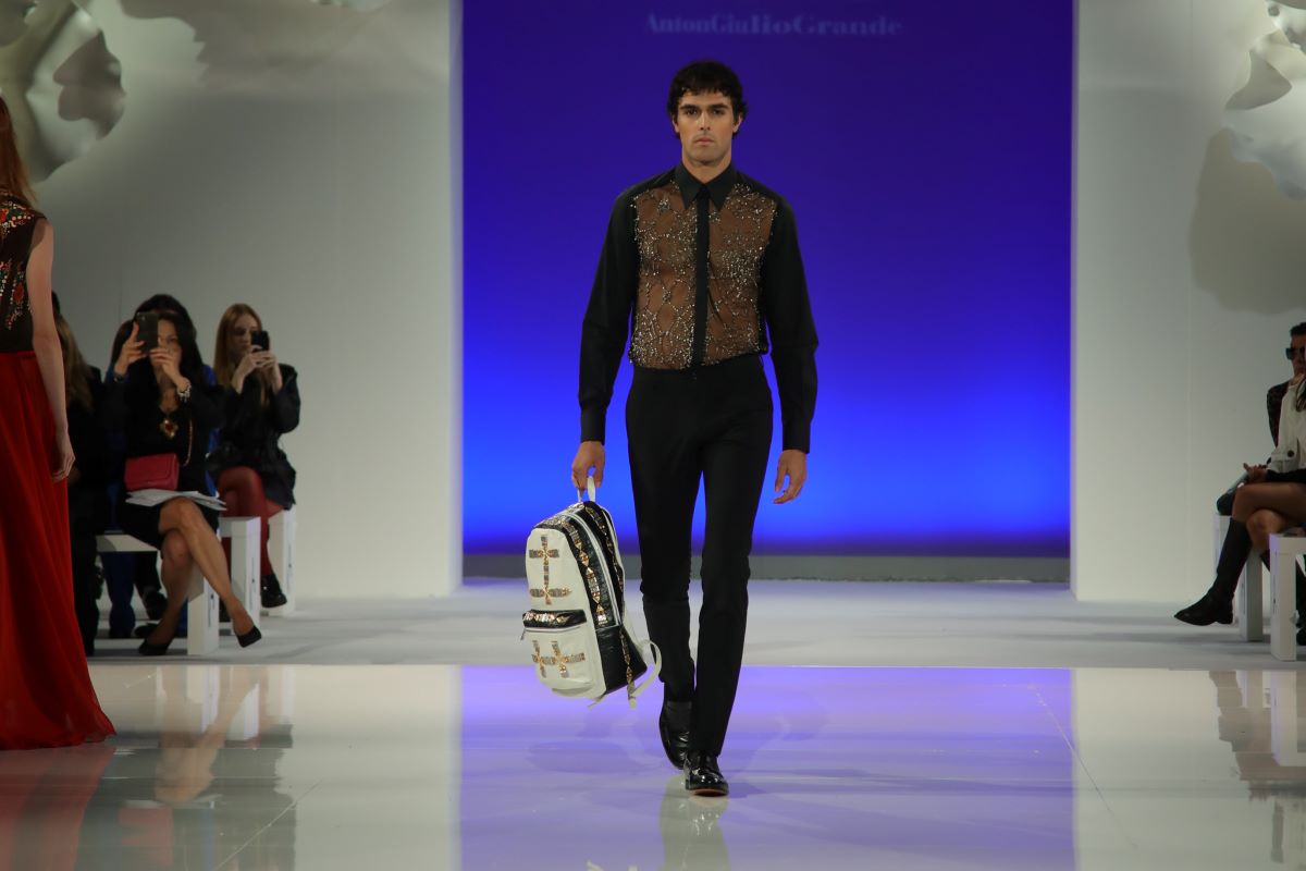 Sfilata AntonGiulio Grande Lineapelle Designer 1