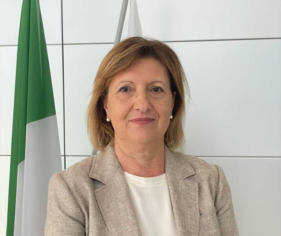 TONIA SPINA REGIONE PUGLIA