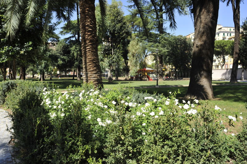 villa Lazzaroni il parco