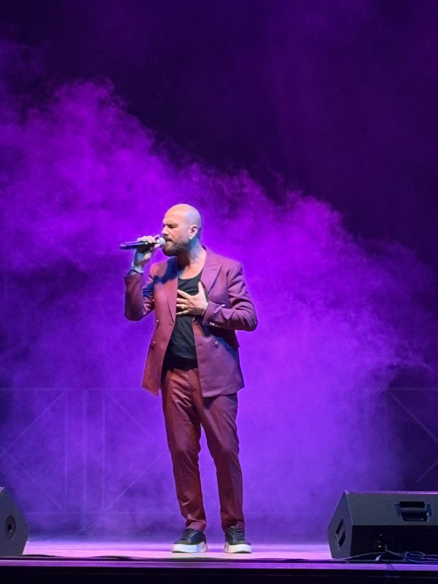 cantante ospite