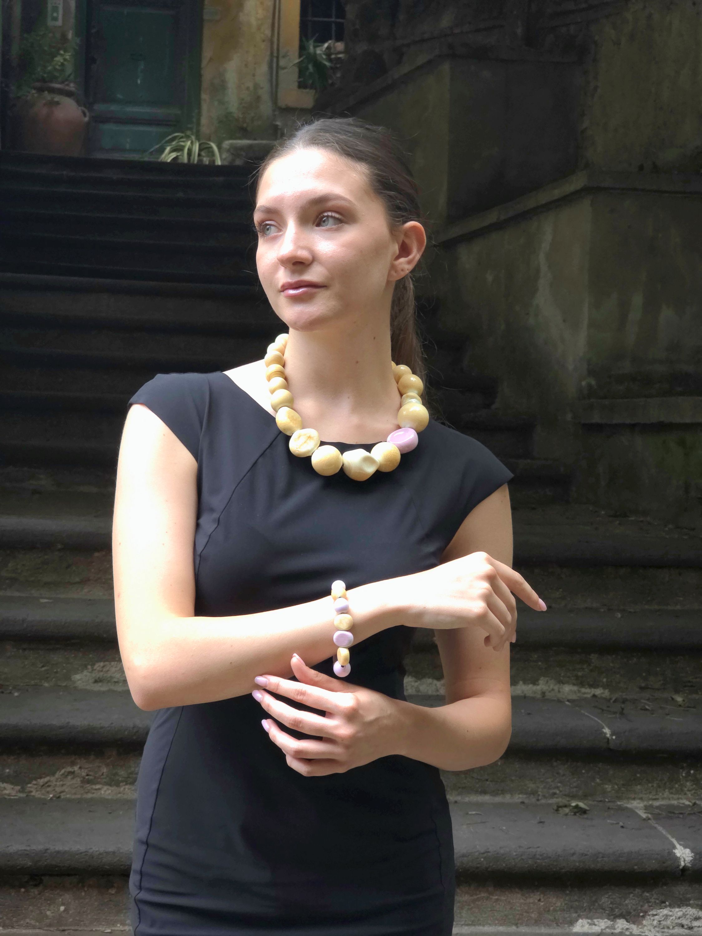 8 Luisa Negro Jewels