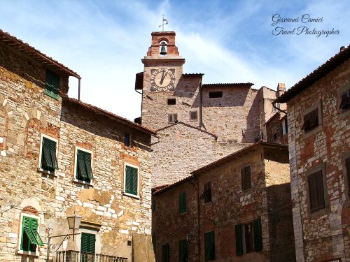 campiglia Torre dellOrologio 4