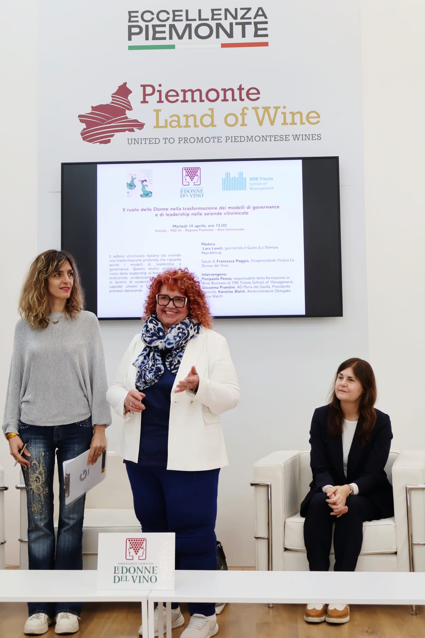 vinitaly 26 3 Lara Loreti Marina Marsaglia Giovanna Prandini